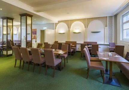 ACHAT Rüsselsheim Frankfurt - 22