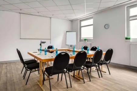 ACHAT Rüsselsheim Frankfurt - 15