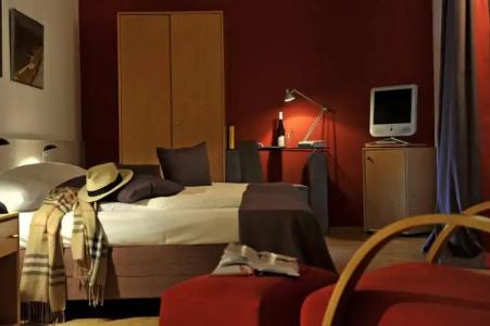 Breuer's Rüdesheimer Schloss - 3