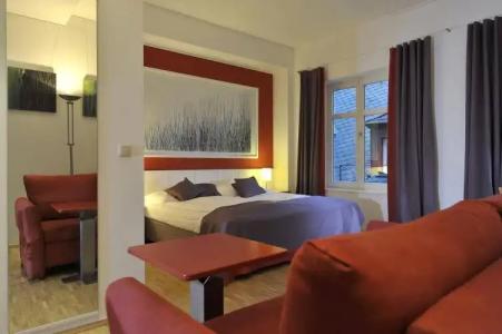 Breuer's Rüdesheimer Schloss - 2