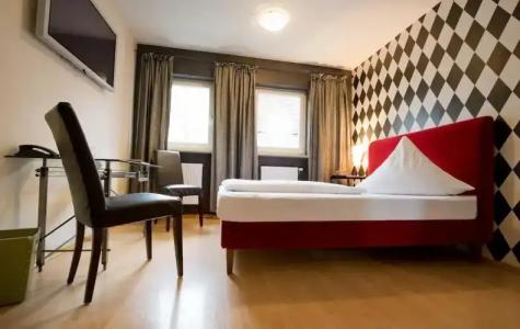 Villa Mittermeier,lerie & Restaurant - 40