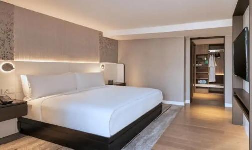 DoubleTree by Hilton Bangkok Ploenchit - SHA Plus Certified - 115