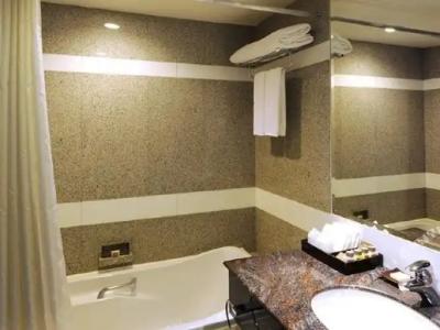DoubleTree by Hilton Bangkok Ploenchit - SHA Plus Certified - 110