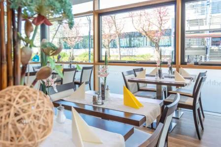 Das an der Stadthalle - 12