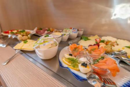 Das an der Stadthalle - 7