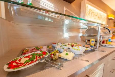 Das an der Stadthalle - 10