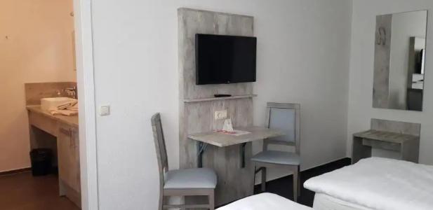 & Gästehaus Rostock Lütten Klein - 26