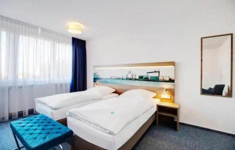 & Gästehaus Rostock Lütten Klein - 34