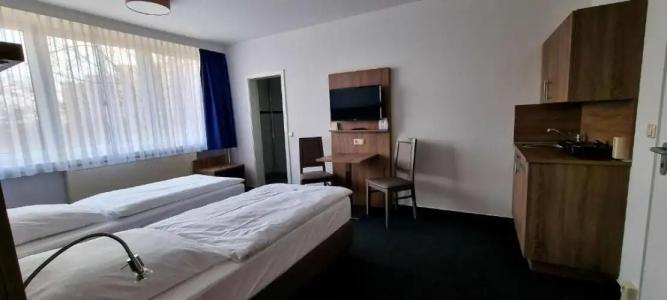 & Gästehaus Rostock Lütten Klein - 35