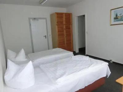 & Gästehaus Rostock Lütten Klein - 20