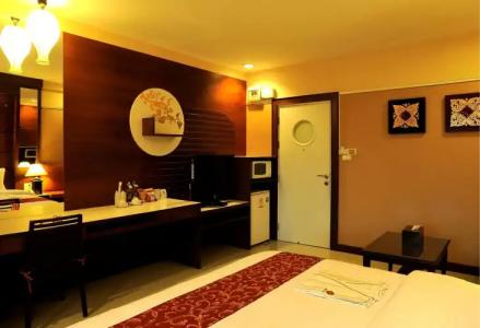 Mariya Boutique At Suvarnabhumi Airport - 21