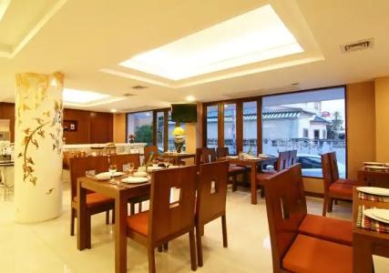 Mariya Boutique At Suvarnabhumi Airport - 12