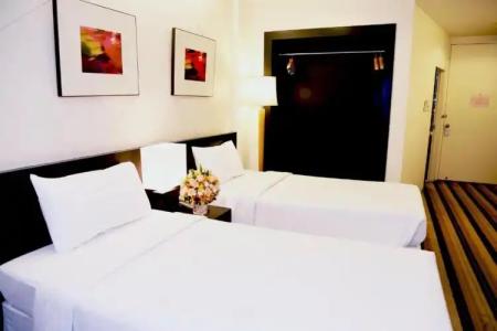 Miracle Suvarnabhumi Airport - 4