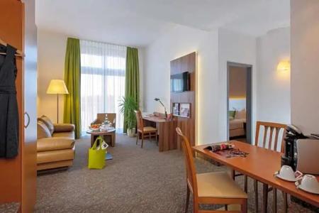 PLAZA INN Regensburg - 81