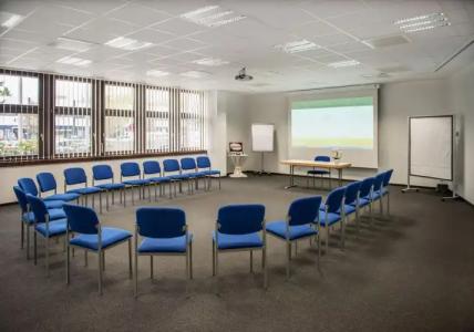 ACHAT Regensburg im Park - 12