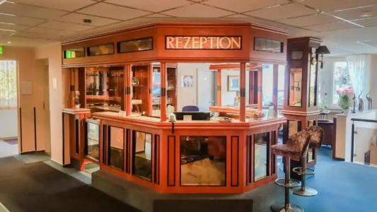 Am Düsseldorfer Platz - 23