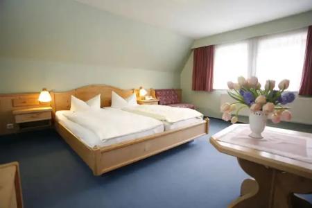 Zur Goldenen Sonne - 4