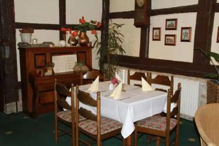 Zur Goldenen Sonne - 13