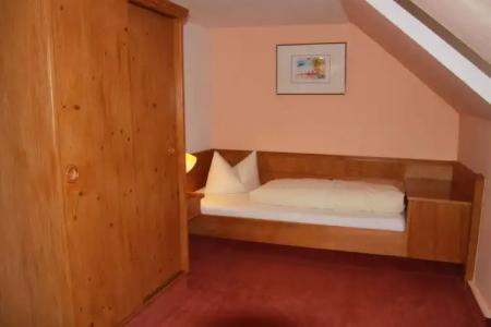 Zur Goldenen Sonne - 2