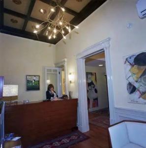 & Restaurant Waldschloss - 16