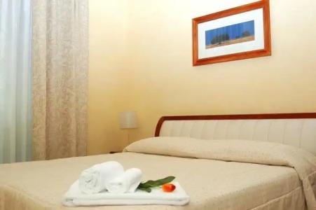 & Restaurant Waldschloss - 1