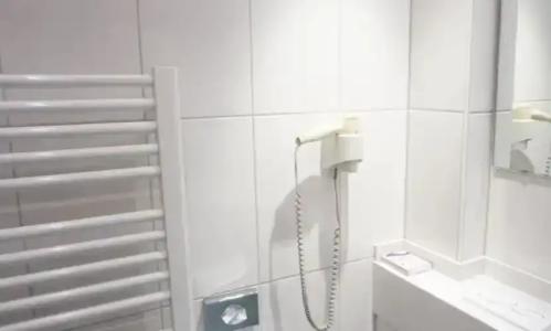 Herdegen - Self Check-in - 27