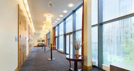 Best Western Plus Arosa - 16