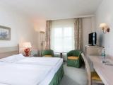 Standard Double room with partial ocean view
