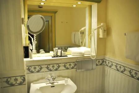 Rugard Thermal Strandhotel - 6