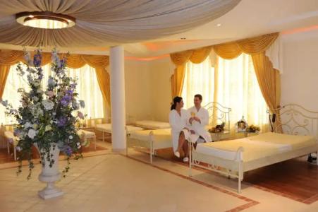 Rugard Thermal Strandhotel - 20