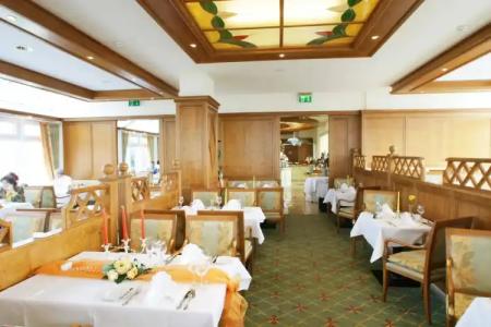 Rugard Thermal Strandhotel - 41