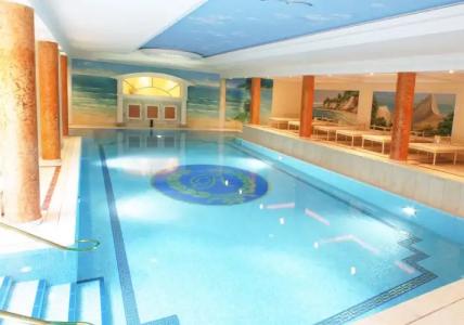 Rugard Thermal Strandhotel - 11