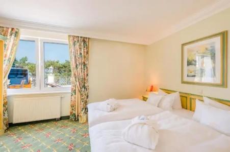 Rugard Thermal Strandhotel - 89