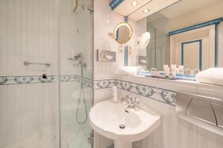 Rugard Thermal Strandhotel - 46