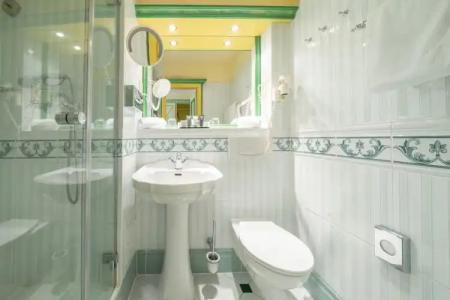 Rugard Thermal Strandhotel - 62