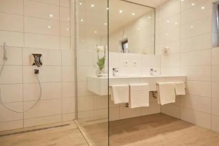 Wittelsbacher Hof - 44