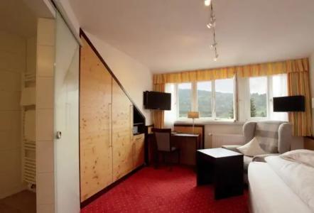 Wittelsbacher Hof - 22