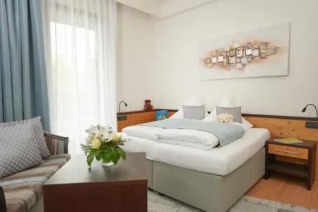 Wittelsbacher Hof - 32