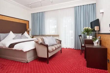 Wittelsbacher Hof - 36