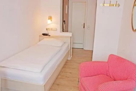 Bayerischer Hof - 23