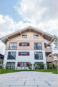 Bayerischer Hof - 168