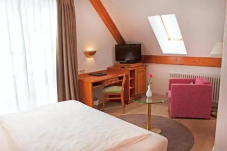 Bayerischer Hof - 64