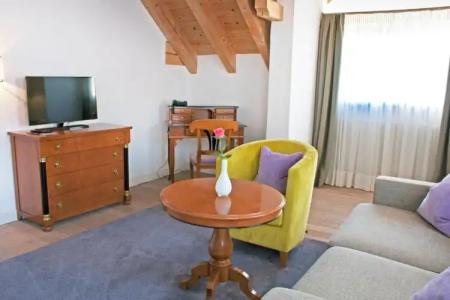 Bayerischer Hof - 130