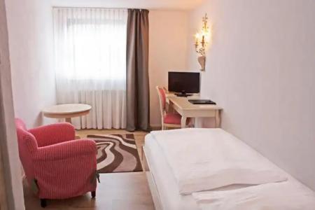 Bayerischer Hof - 24