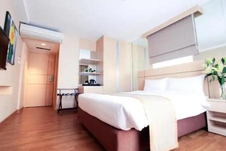 Petals Inn - 114