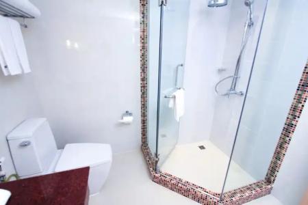 Petals Inn - 139