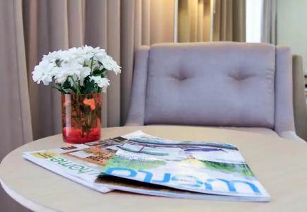 Petals Inn - 102