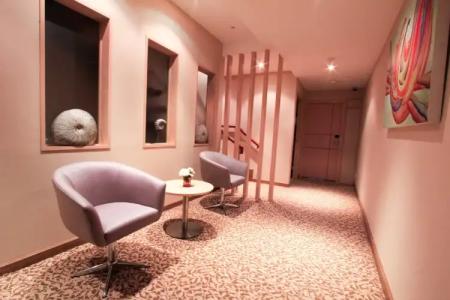 Petals Inn - 16