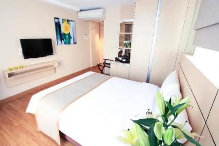 Petals Inn - 68