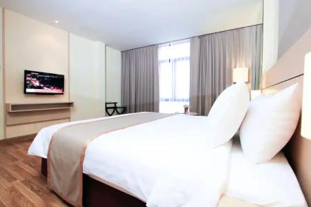 Petals Inn - 42